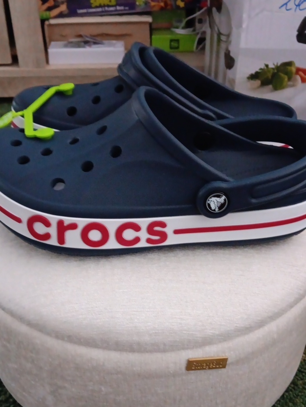 CROCS Navy Blue Clog with Red Logo Womens 8 Mens 6